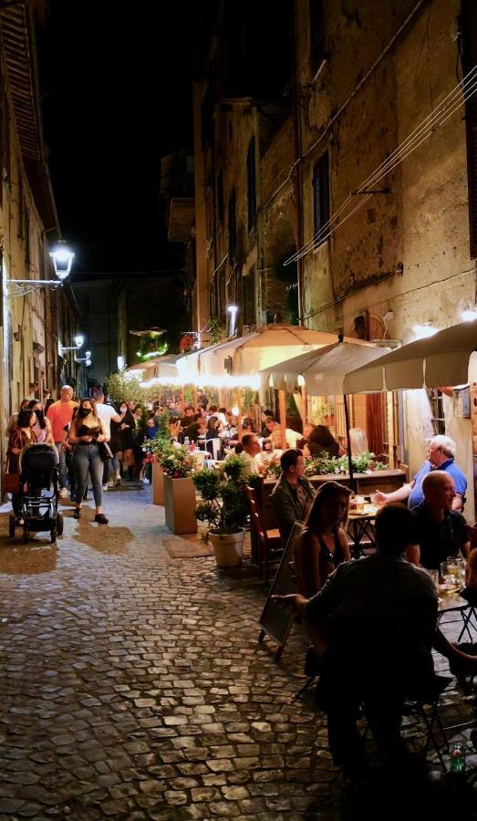Casa Paolina Nel Centro Di Bracciano 빌라 외부 사진